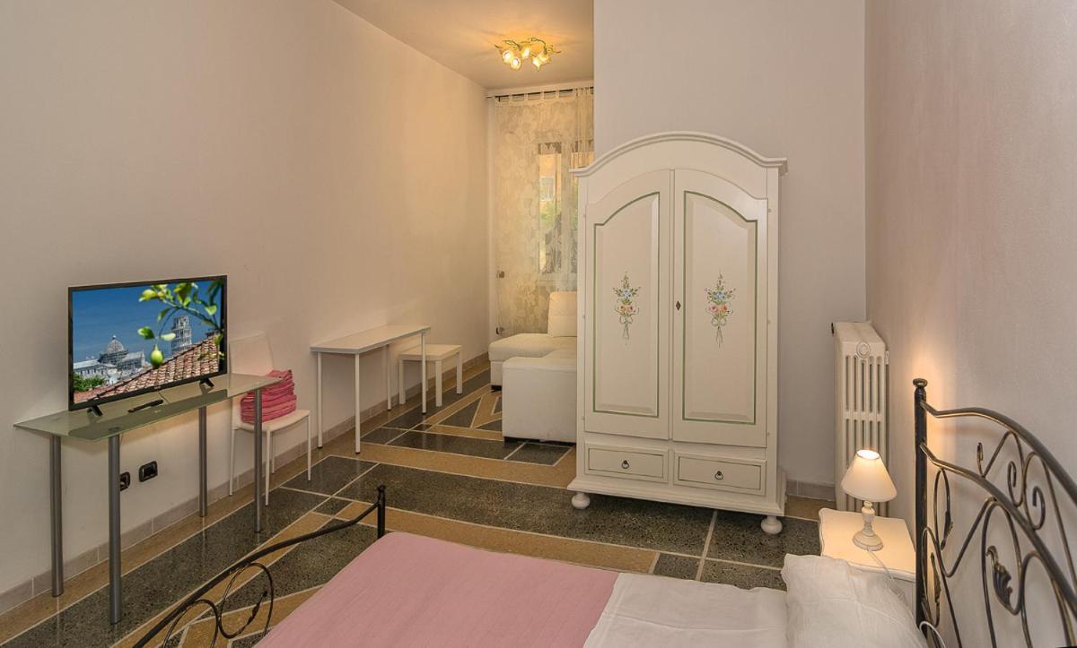 Gare 2 Bed and breakfast Pisa
