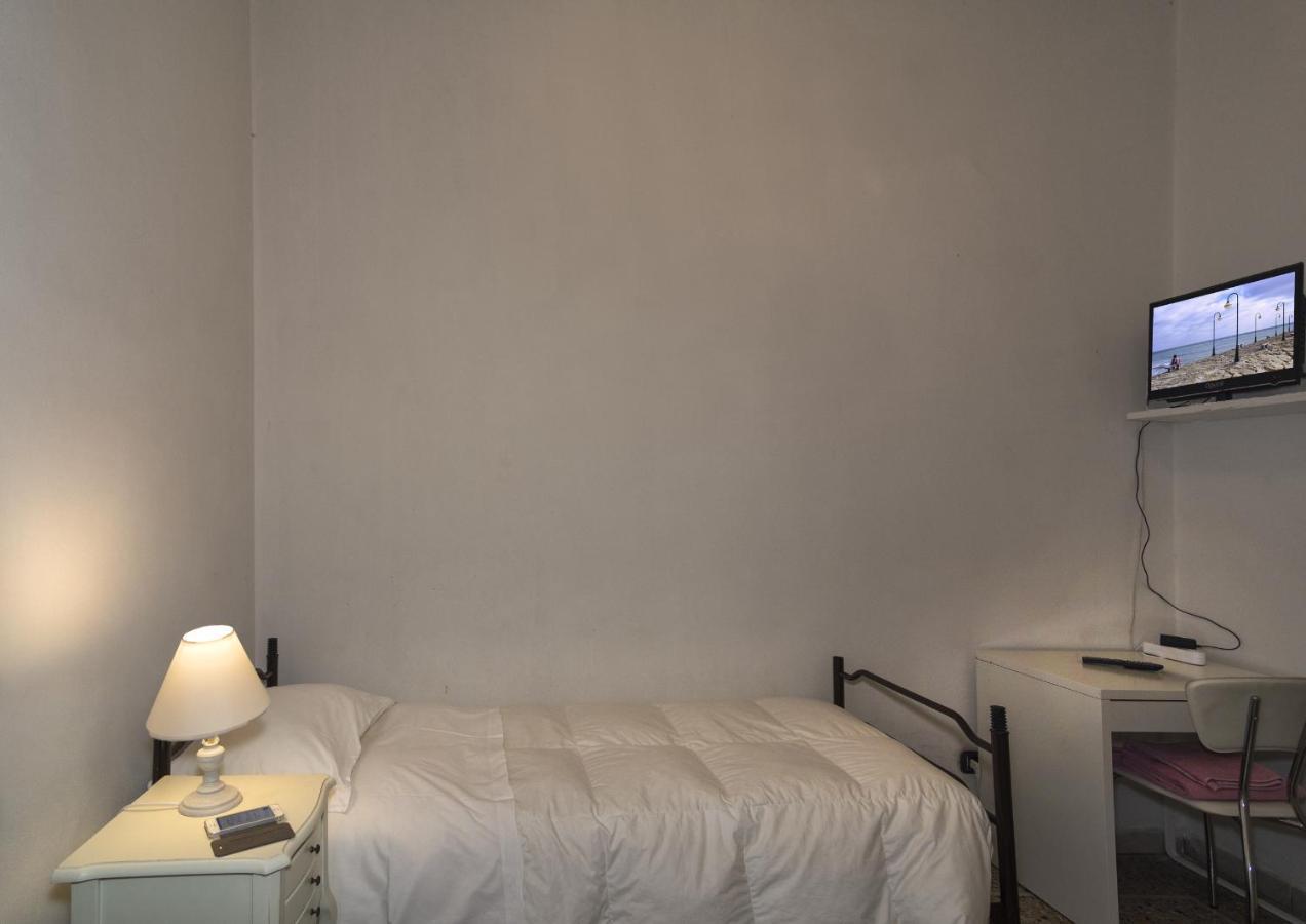 Gare 2 Bed and breakfast Pisa