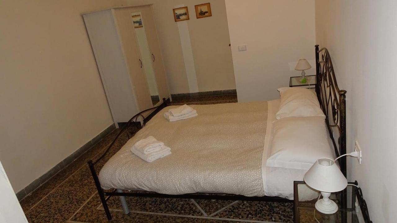 Gare 2 Bed and breakfast *